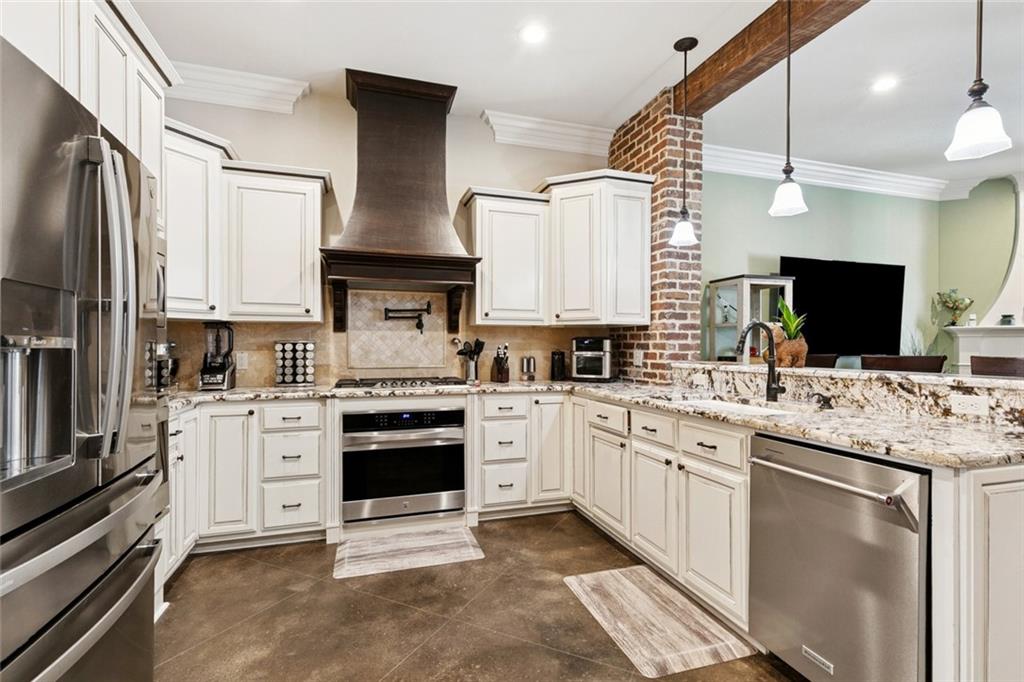 Homes for sale in River Ridge, LA | 308 Tullullah Avenue, River Ridge, LA 70123 | MLS# NO2522105