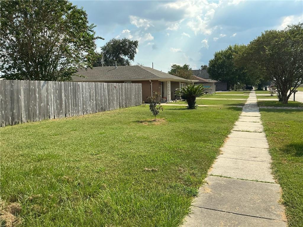 Homes for sale in Arabi, LA | 1433 Perrin Dr, Arabi, LA 70032 | MLS# NO2522299