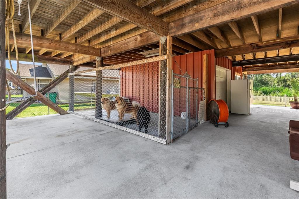 Homes for sale in Des Allemands, LA | 4112 Us 90 Hwy, Des Allemands, LA 70030 | MLS# NO2521778