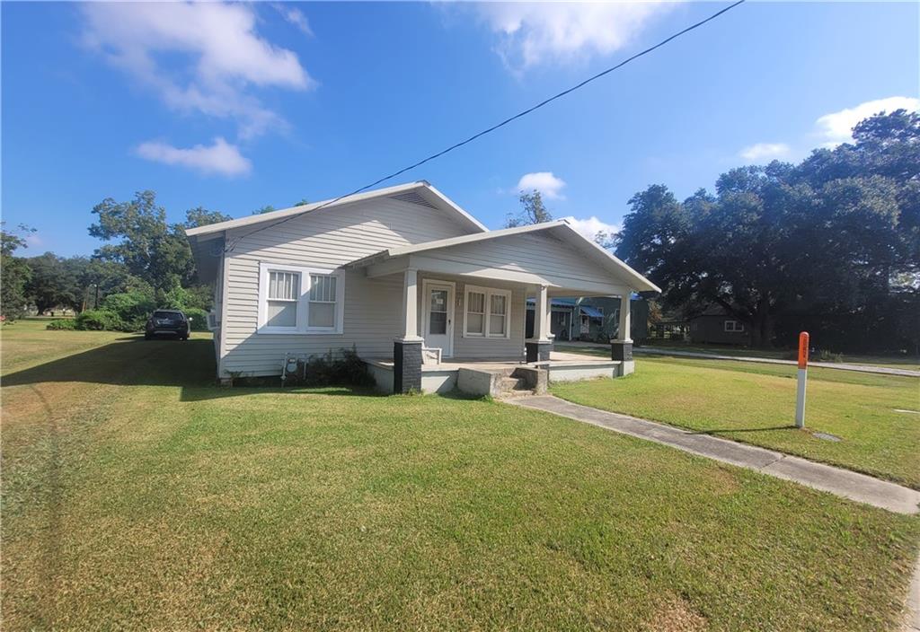 Homes for sale in Plaucheville, LA | 135 Gin Street, Plaucheville, LA 71362 | MLS# CN2522977