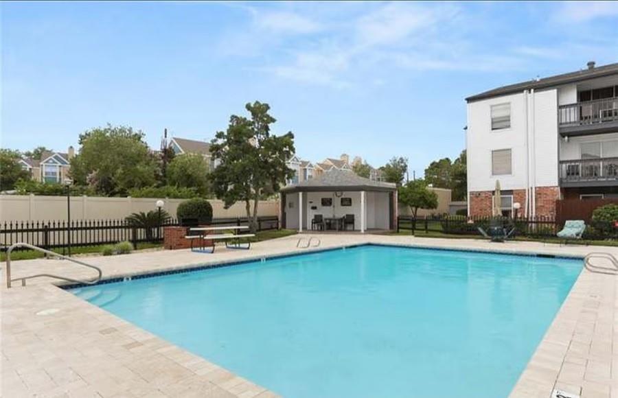 Homes for sale in Harahan, LA | 832 S Clearview Parkway #313, Harahan, LA 70123 | MLS# NO2522850