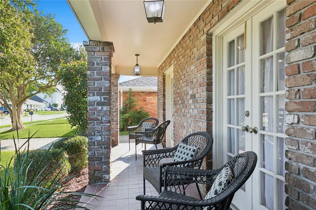 Homes for sale in Harahan, LA | 7316 Windsor Dr, Harahan, LA 70123 | MLS# NO2522999