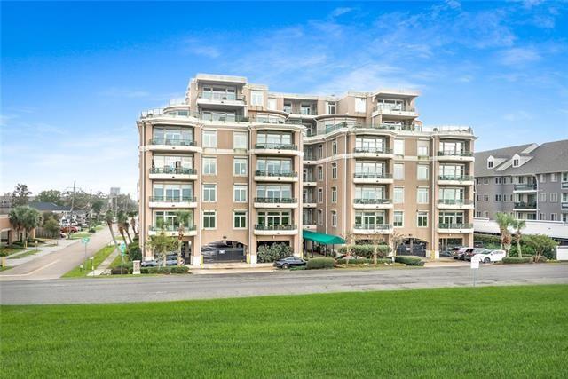 Homes for sale in Metairie, LA | 400 Metairie Hammond Hwy #2C, Metairie, LA 70005 | MLS# NO2523405