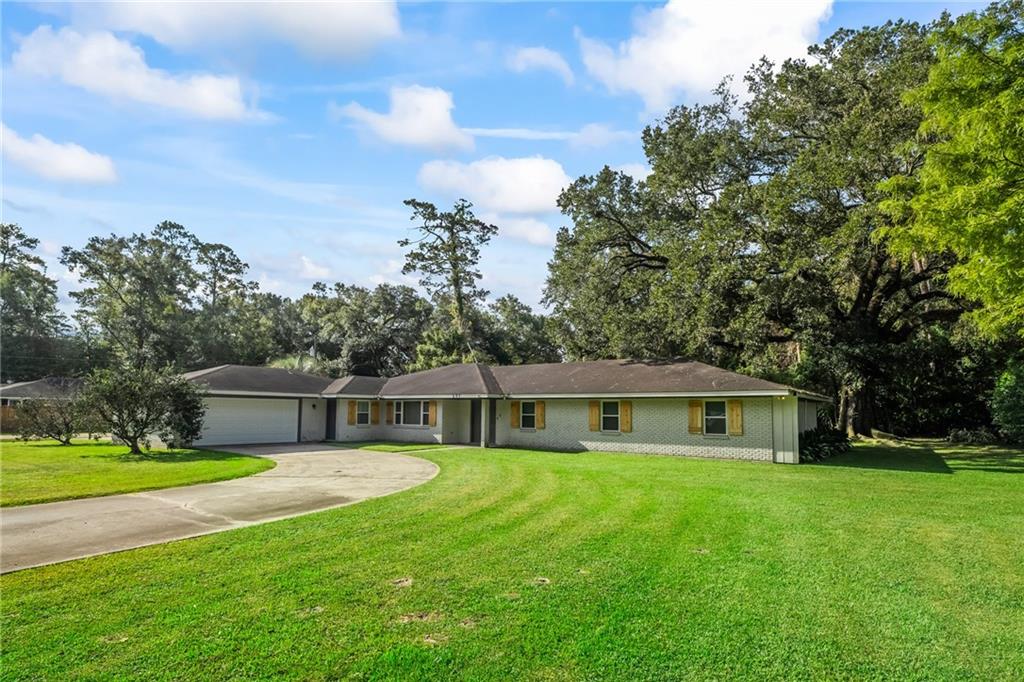 Homes for sale in Covington, LA | 307 W 10 Th Avenue, Covington, LA 70433 | MLS# NO2523400