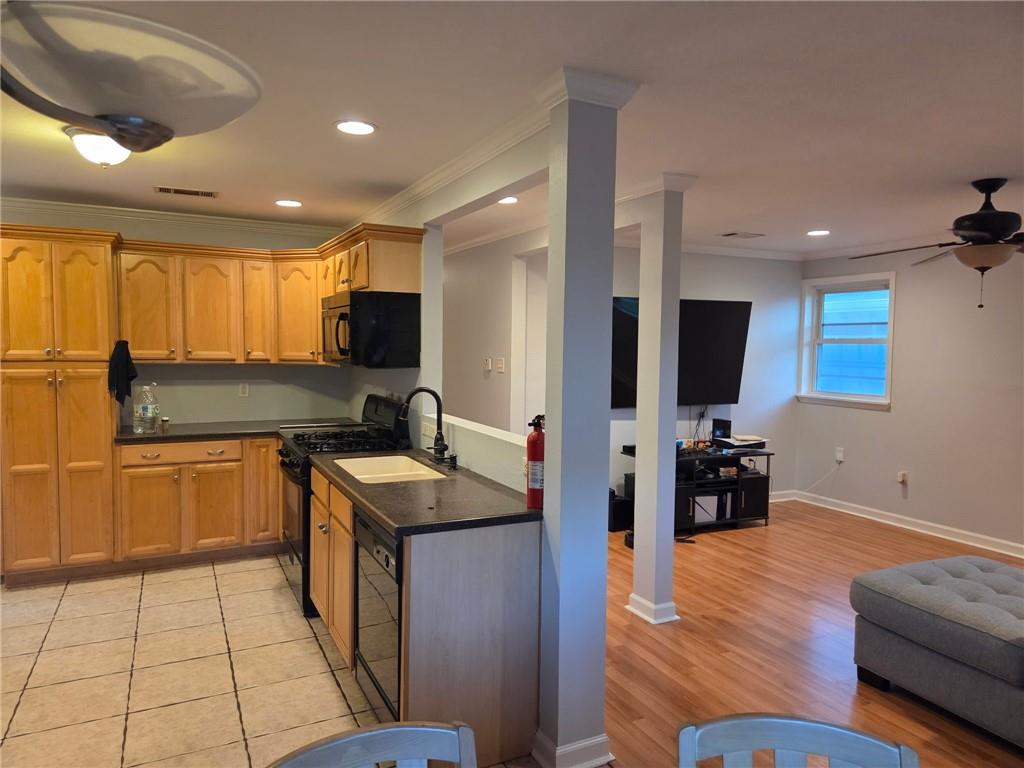 Homes for sale in Gretna, LA | 744 Oakwood Street, Gretna, LA 70056 | MLS# NO2523751