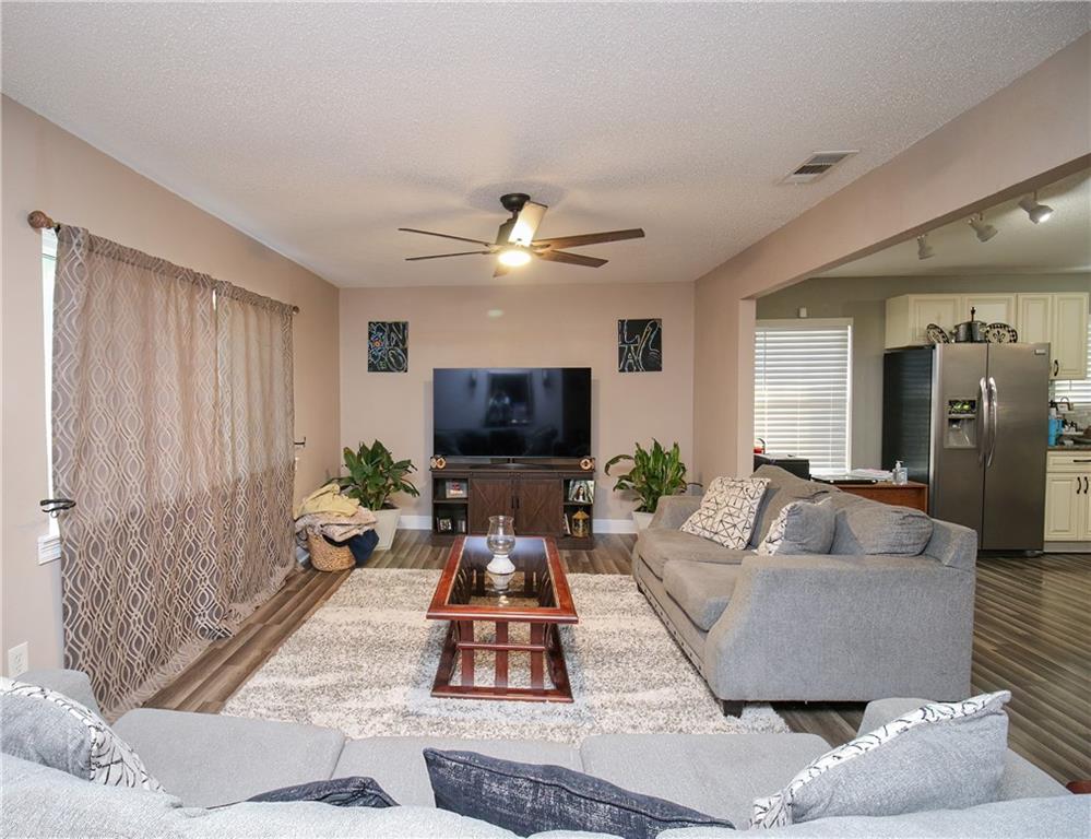 Homes for sale in Terrytown, LA | 548 Diplomat Street, Terrytown, LA 70056 | MLS# NO2523753