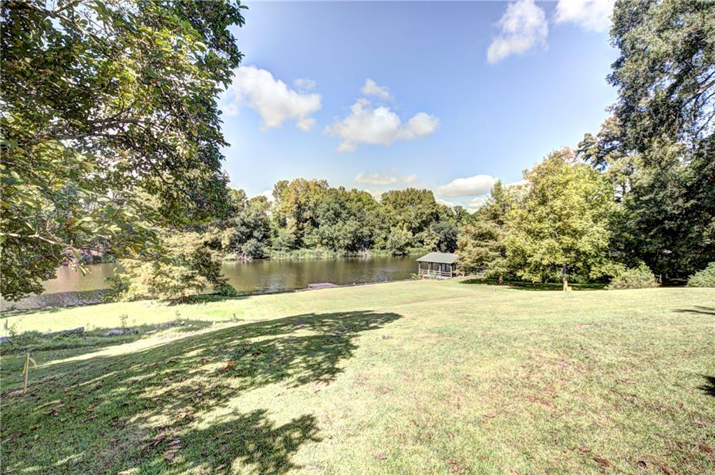 Homes for sale in Natchitoches, LA | 334 Shoreline Dr, Natchitoches, LA 71457 | MLS# CN2523867