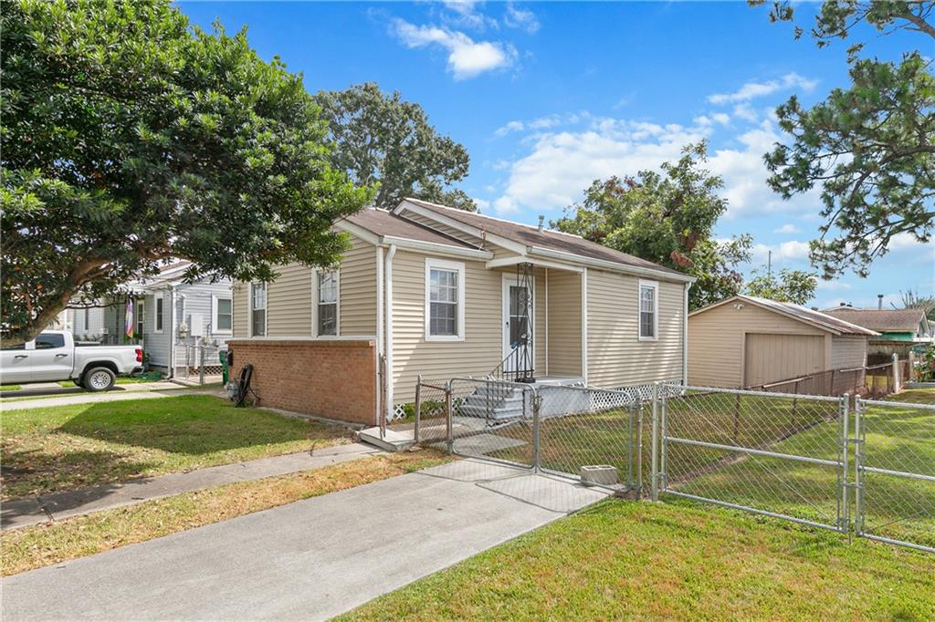 Homes for sale in Metairie, LA | 801 Cathy Avenue, Metairie, LA 70003 | MLS# NO2523191