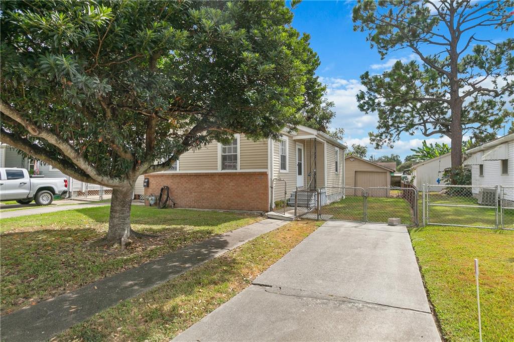 Homes for sale in Metairie, LA | 801 Cathy Avenue, Metairie, LA 70003 | MLS# NO2523191