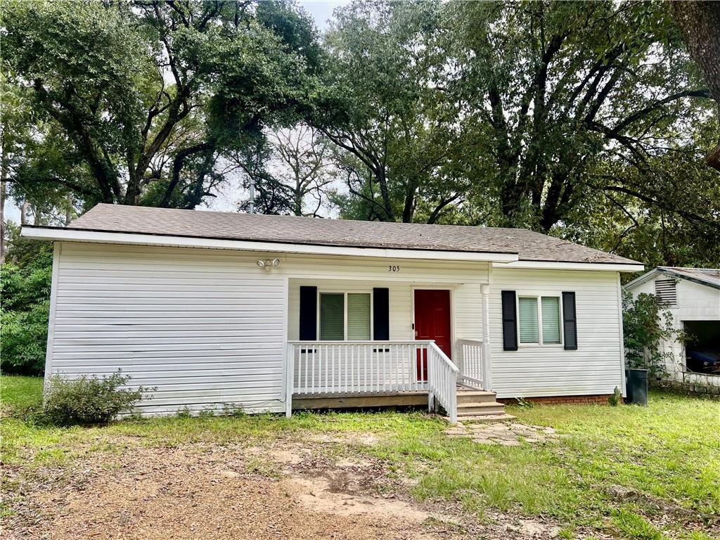 Homes for sale in Pineville, LA | 305 Moriarity Street, Pineville, LA 71360 | MLS# CN2524178