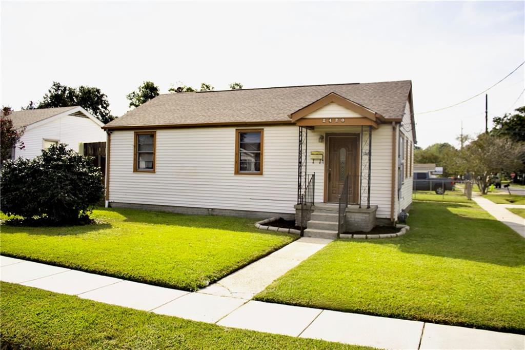 Homes for sale in Chalmette, LA | 2420 Fenelon Street, Chalmette, LA 70043 | MLS# NO2524484