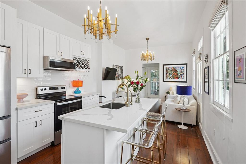 Homes for sale in New Orleans, LA | 2906 Prytania Street #204, New Orleans, LA 70115 | MLS# NO2524541