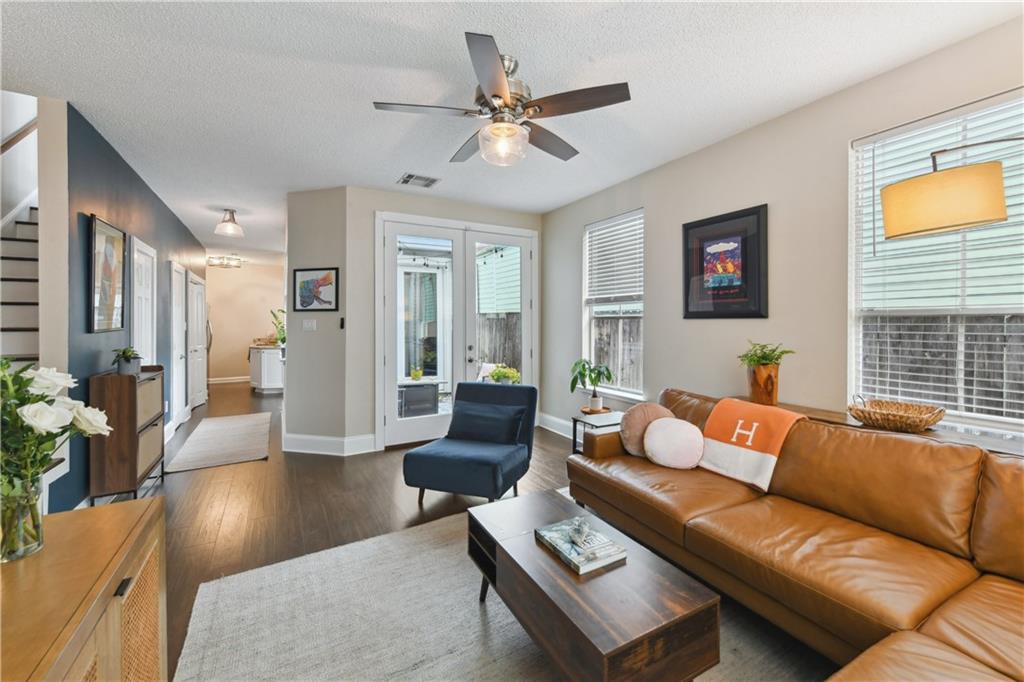 Homes for sale in New Orleans, LA | 4719 Annunciation Street #4719, New Orleans, LA 70115 | MLS# NO2524344