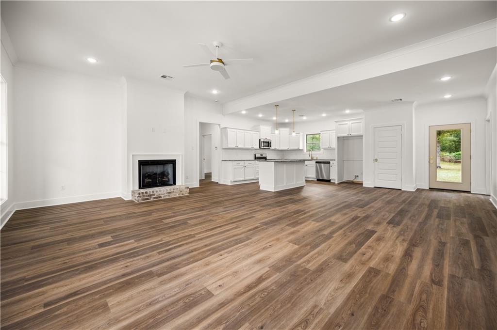 Homes for sale in Deville, LA | 709 Sunrise Dr, Deville, LA 71328 | MLS# CN2525041