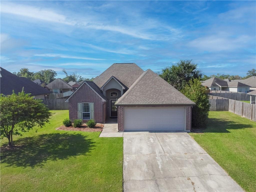 Homes for sale in Prairieville, LA | 42365 Pebblestone Avenue, Prairieville, LA 70769 | MLS# NO2525475