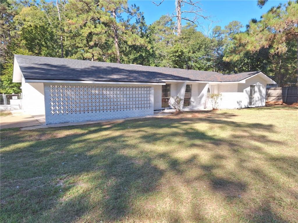 Homes for sale in Pineville, LA | 567 Edgewood Dr, Pineville, LA 71360 | MLS# CN2526024