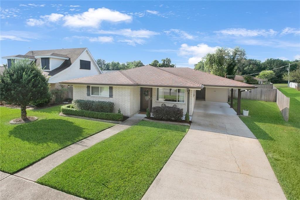 Homes for sale in Belle Chasse, LA | 103 Bayhi Street, Belle Chasse, LA 70037 | MLS# NO2526015