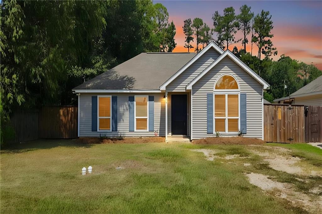 Homes for sale in Mandeville, LA | 1545 Clover Street, Mandeville, LA 70448 | MLS# NO2526099