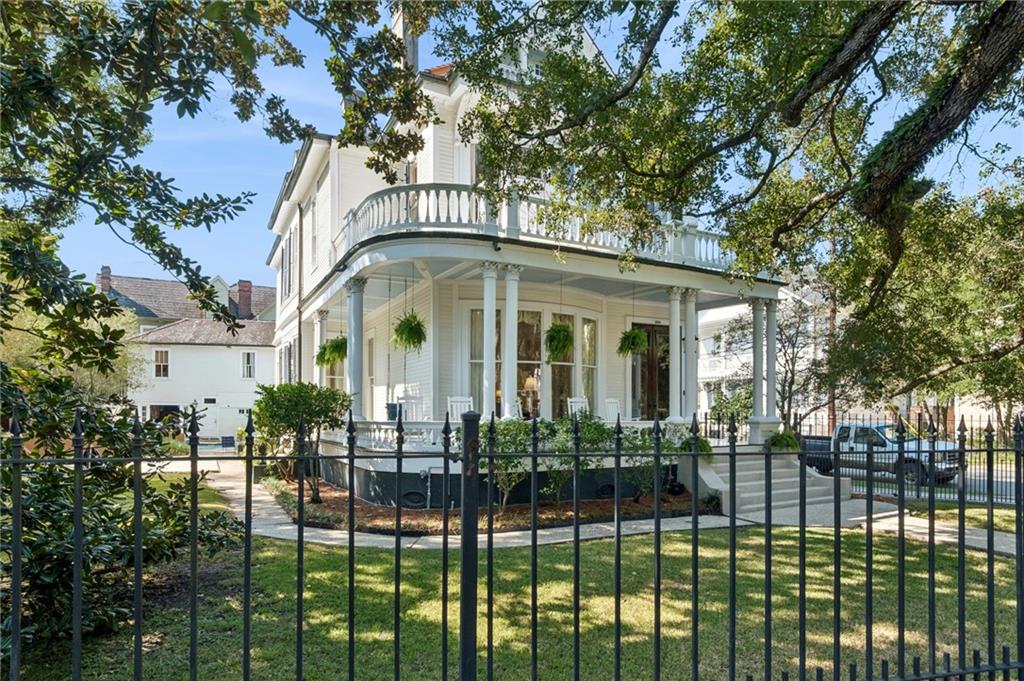 Homes for sale in New Orleans, LA | 5534 St Charles Avenue, New Orleans, LA 70115 | MLS# NO2525497