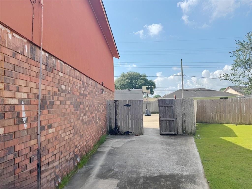 Homes for sale in Harvey, LA | 13 Joya Loma Street, Harvey, LA 70058 | MLS# NO2526607