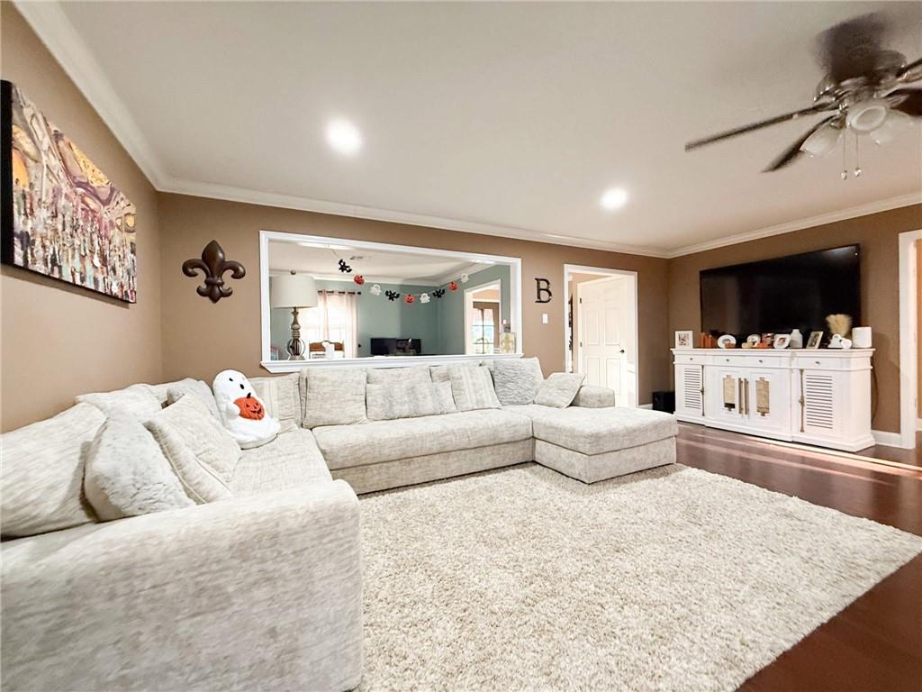 Homes for sale in Harvey, LA | 2633 Saturn Street, Harvey, LA 70058 | MLS# NO2524875