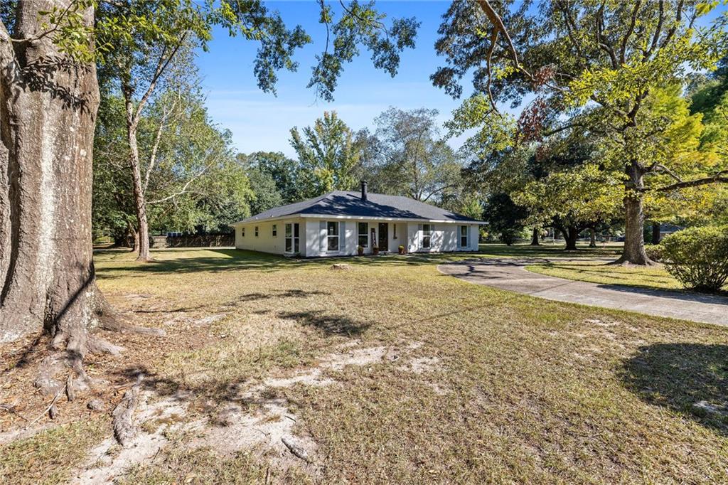 Homes for sale in Ponchatoula, LA | 17327 Timberlane Dr, Ponchatoula, LA 70454 | MLS# NO2526990