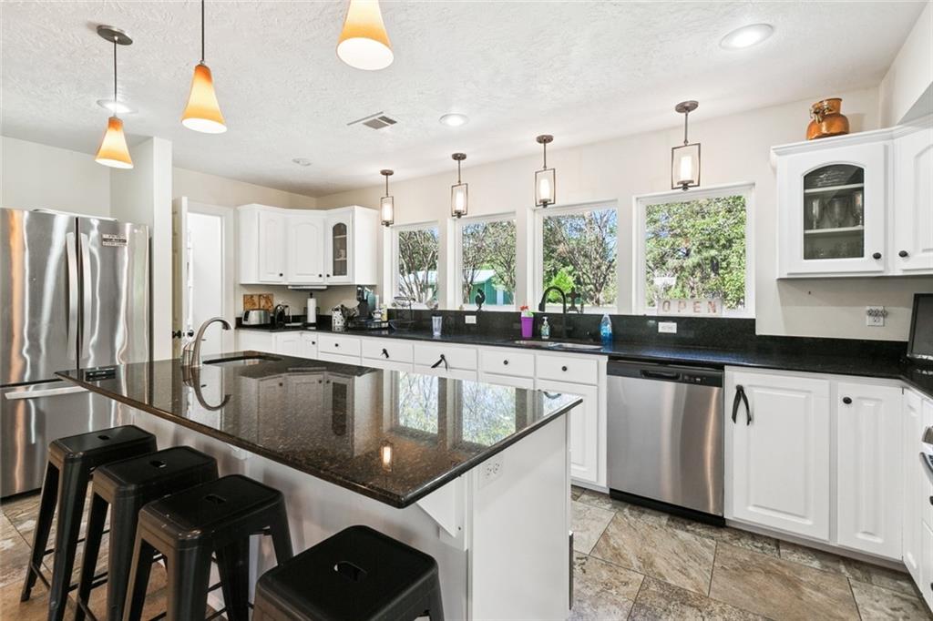 Homes for sale in Poplarville, MS | 203 John Henry Lake Road, Poplarville, MS 39470 | MLS# NO2526946