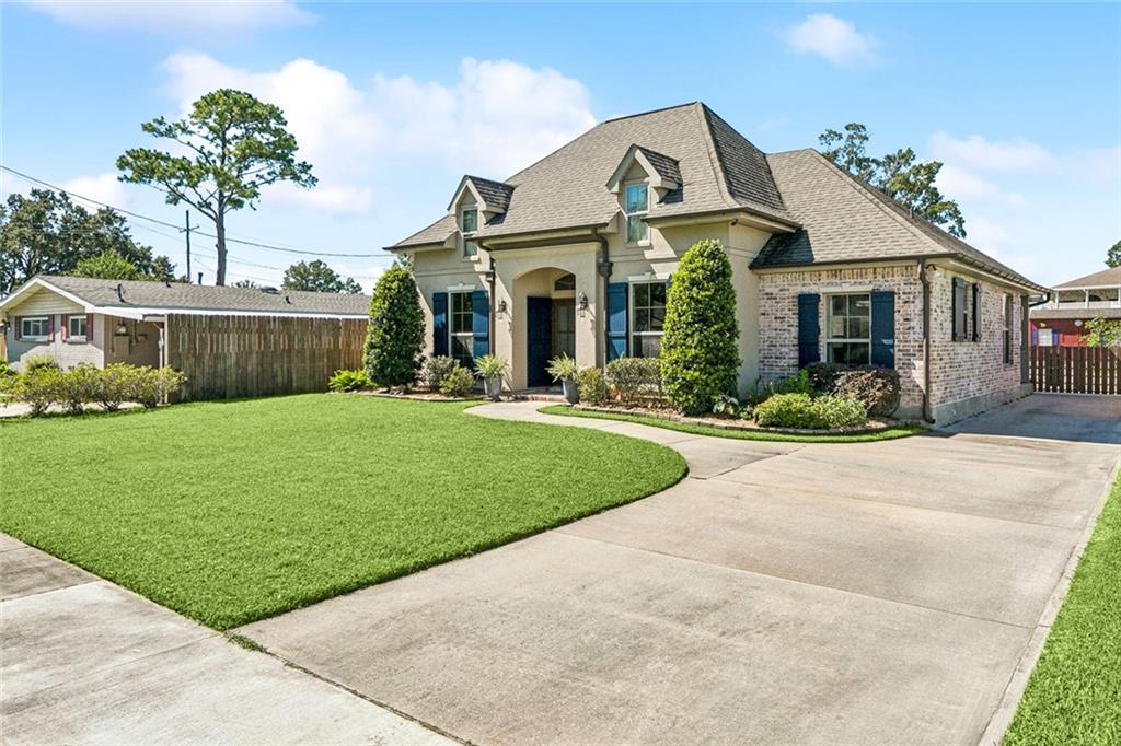 Homes for sale in Harahan, LA | 520 Posey Avenue, Harahan, LA 70123 | MLS# NO2526763