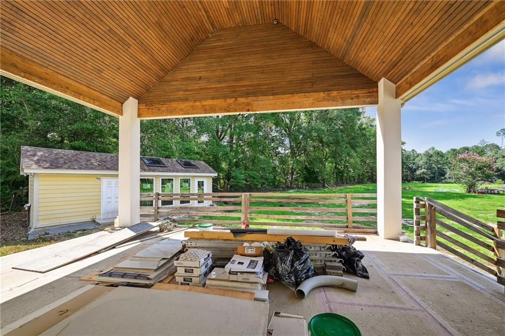 Homes for sale in Covington, LA | 23160 Lowe Davis Rd Road, Covington, LA 70435 | MLS# NO2527061