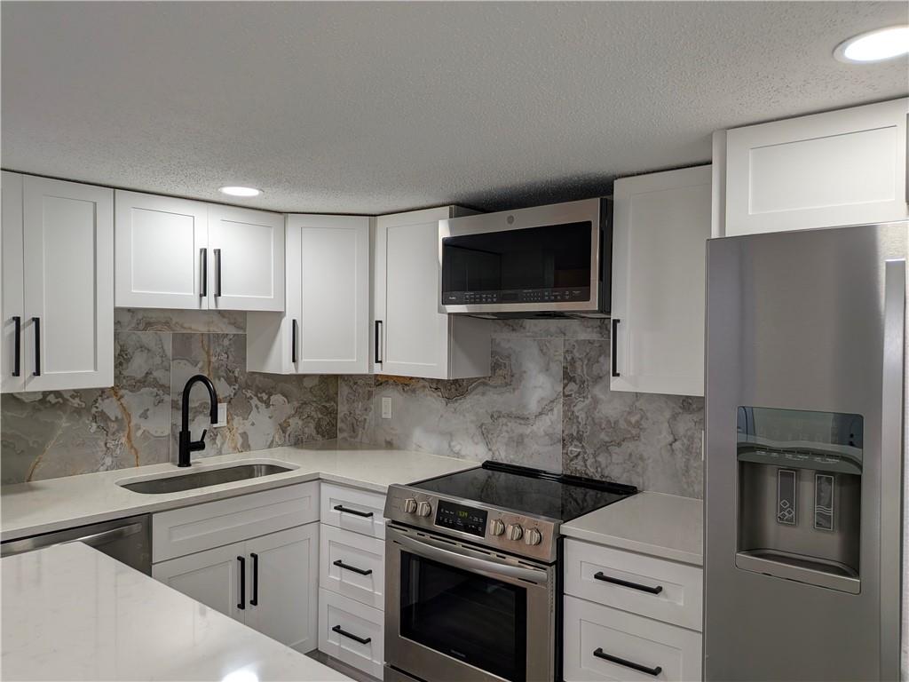 Homes for sale in Metairie, LA | 2500 Manson Avenue #417, Metairie, LA 70001 | MLS# NO2527093