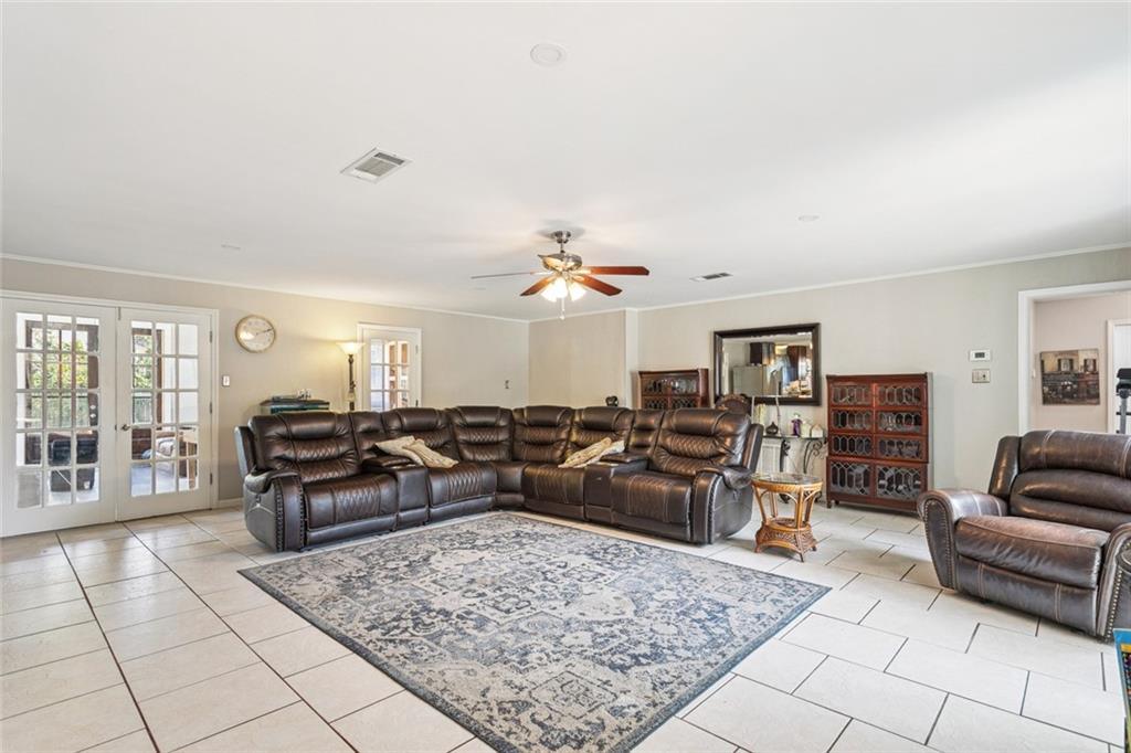 Homes for sale in Mandeville, LA | 697 Cambronne Street, Mandeville, LA 70448 | MLS# NO2527107