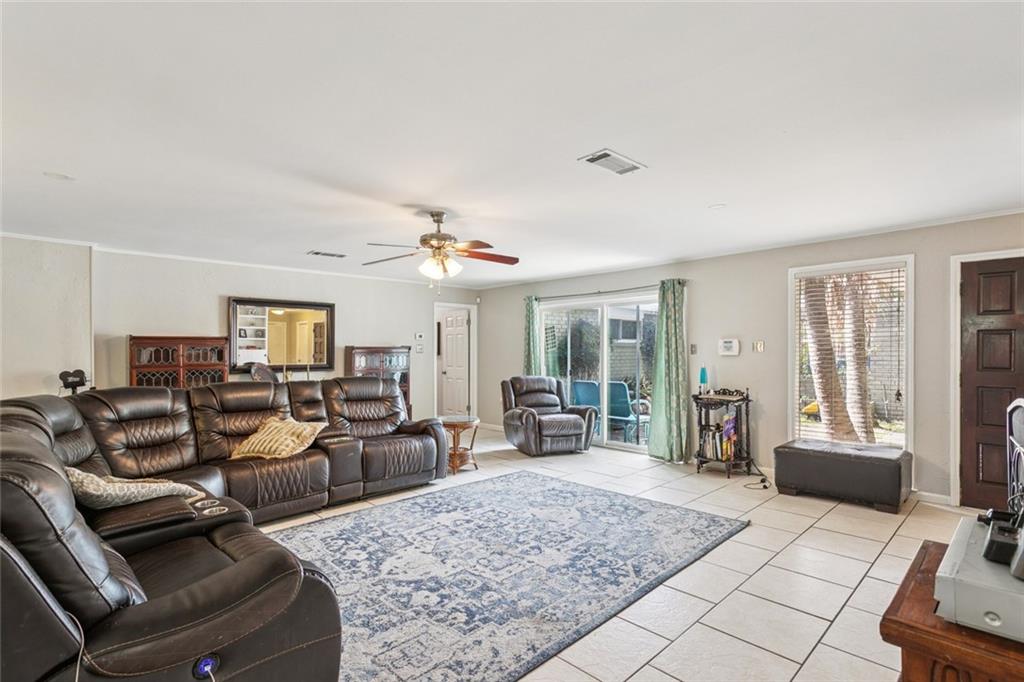 Homes for sale in Mandeville, LA | 697 Cambronne Street, Mandeville, LA 70448 | MLS# NO2527107