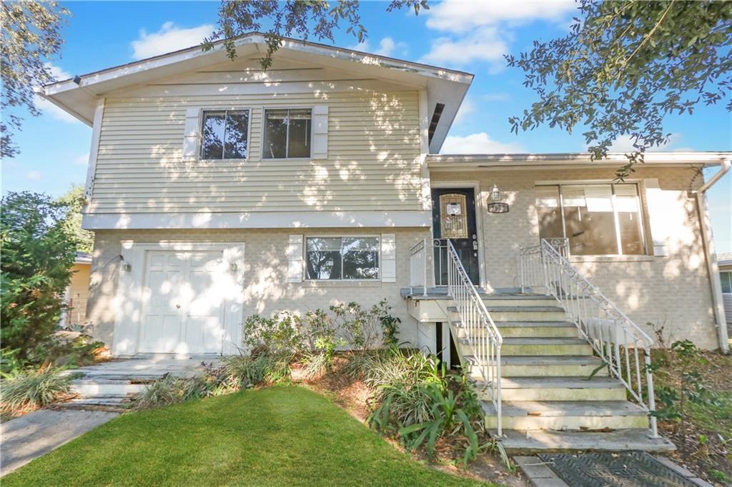 Homes for sale in Metairie, LA | 1613 Riviere Avenue, Metairie, LA 70003 | MLS# NO2527128