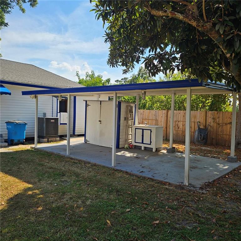 Homes for sale in St. Rose, LA | 101 Oak Street, St. Rose, LA 70087 | MLS# NO2527161