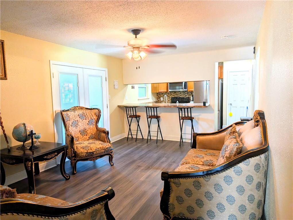 Homes for sale in Harvey, LA | 2552 E Catawba Dr, Harvey, LA 70058 | MLS# NO2527213