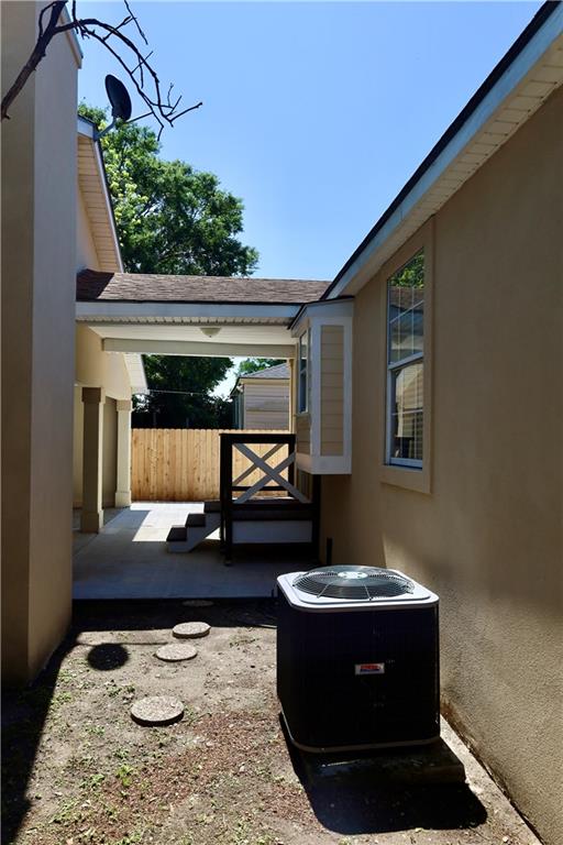 Homes for sale in Gretna, LA | 2205 Claire Avenue, Gretna, LA 70053 | MLS# NO2527418