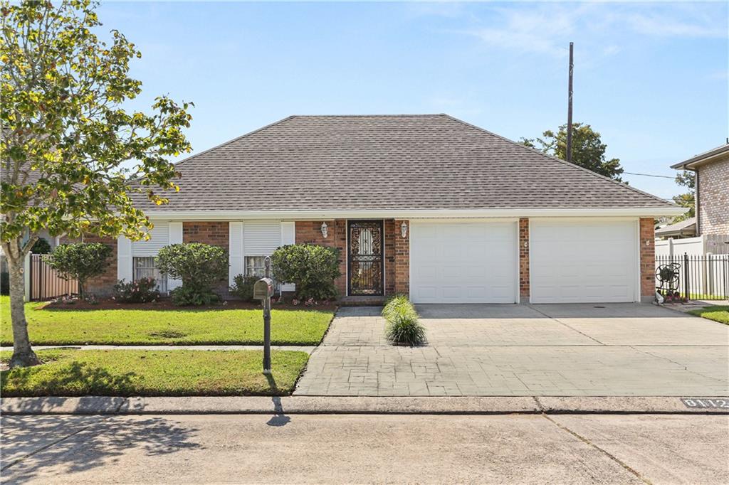 Homes for sale in Harahan, LA | 8112 Ferrara Dr, Harahan, LA 70123 | MLS# NO2527768