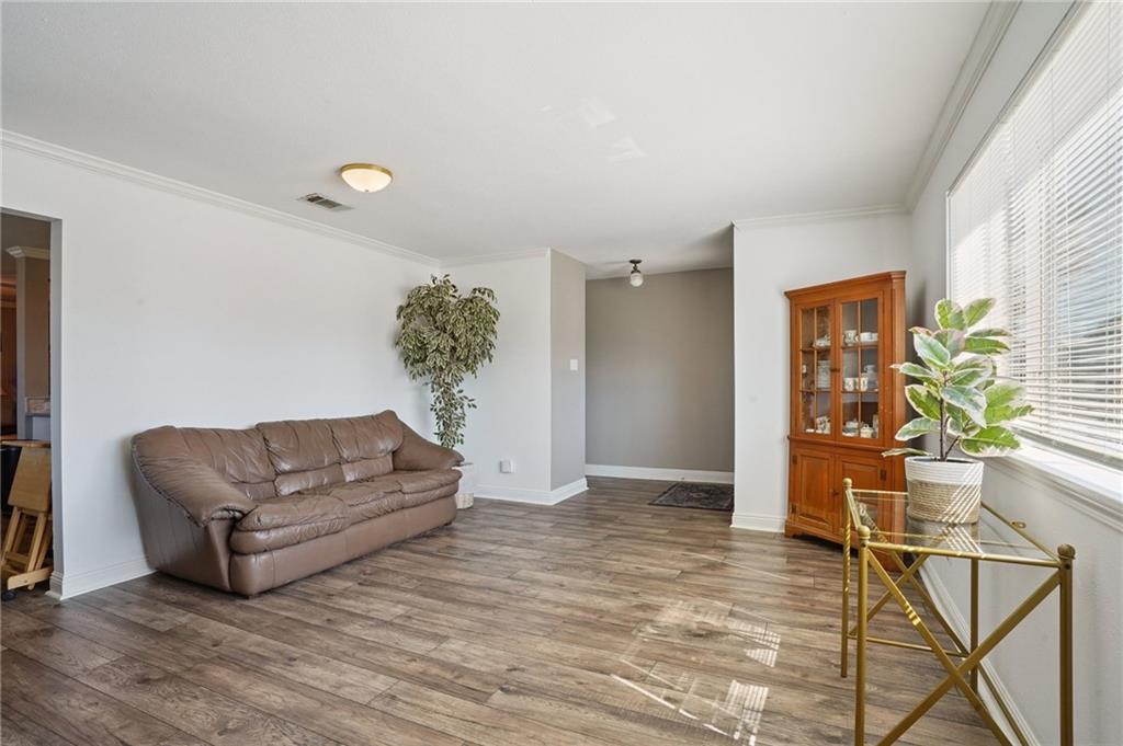 Homes for sale in Metairie, LA | 5021 Newlands Street, Metairie, LA 70006 | MLS# NO2526972