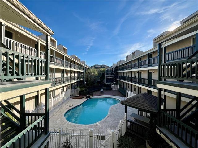 Homes for sale in Metairie, LA | 2330 Edenborn Avenue #116, Metairie, LA 70001 | MLS# NO2527731
