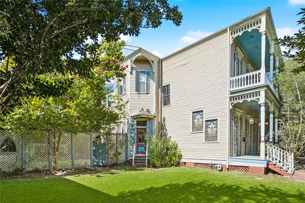 Homes for sale in New Orleans, LA | 936 Arabella Street, New Orleans, LA 70115 | MLS# NO2528062