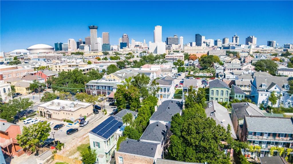 Homes for sale in New Orleans, LA | 1524 Euterpe Street #1-A, New Orleans, LA 70130 | MLS# NO2528082