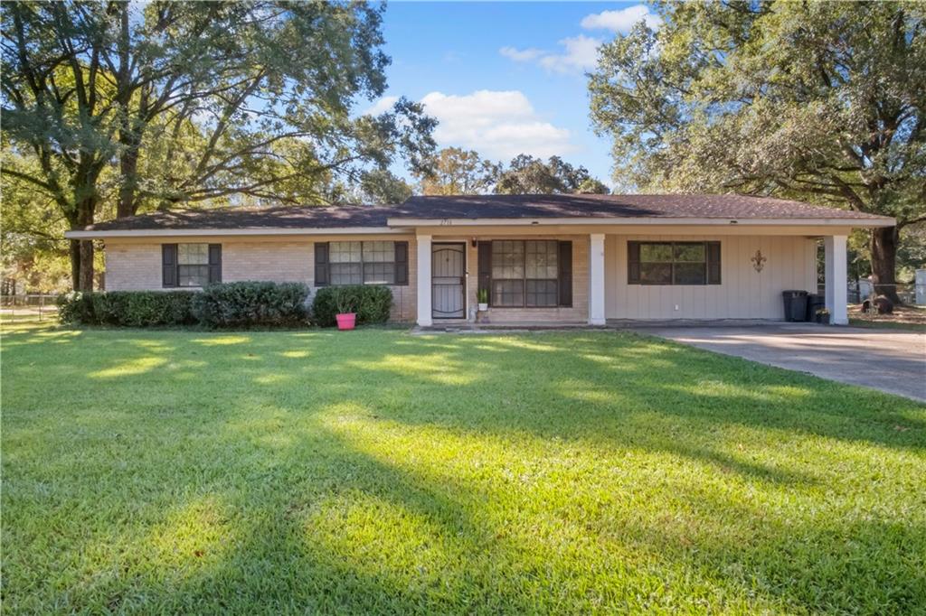 Homes for sale in Pineville, LA | 2716 Patty Avenue, Pineville, LA 71360 | MLS# CN2528061