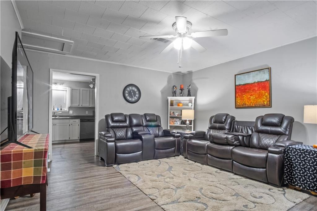 Homes for sale in Pineville, LA | 2716 Patty Avenue, Pineville, LA 71360 | MLS# CN2528061