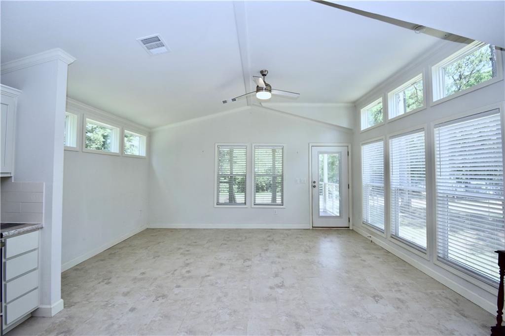 Homes for sale in Boyce, LA | 21 Cotile Dr, Boyce, LA 71409 | MLS# CN2528097