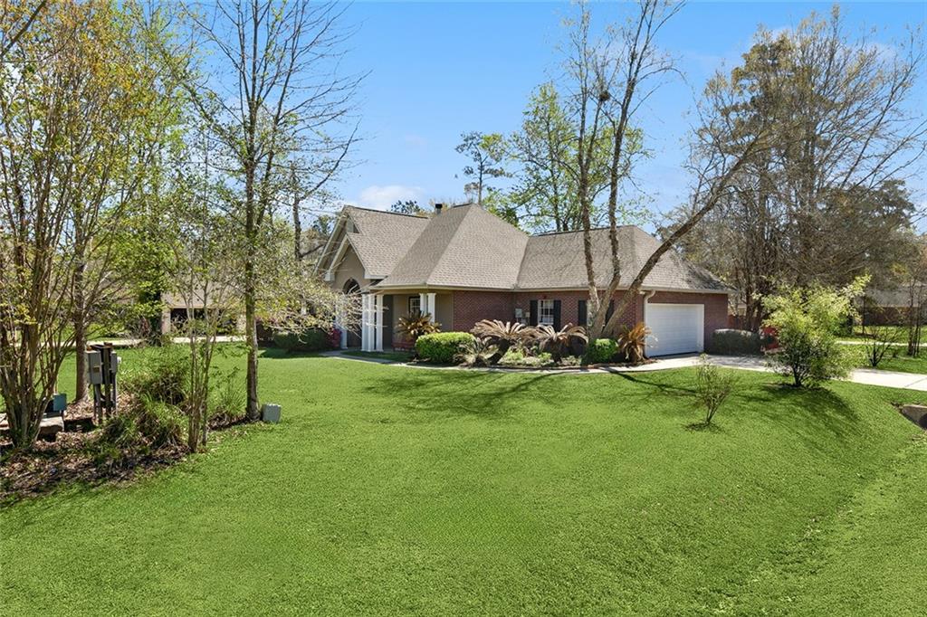 Homes for sale in Madisonville, LA | 2075 White Myrtle Street, Madisonville, LA 70447 | MLS# NO2527085