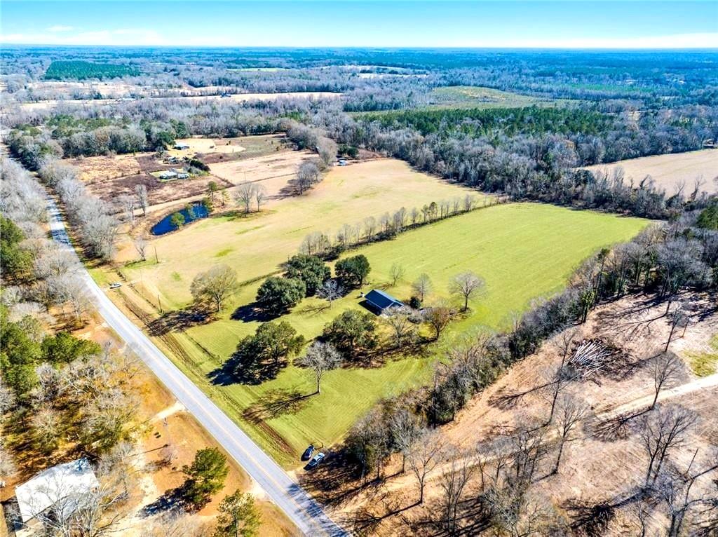 Homes for sale in Kentwood, LA | 24282 Hwy 1057, Kentwood, LA 70444 | MLS# NO2528365