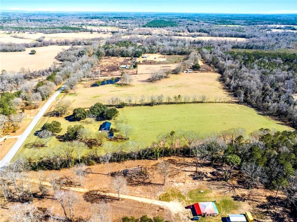 Homes for sale in Kentwood, LA | 24282 Hwy 1057, Kentwood, LA 70444 | MLS# NO2528365