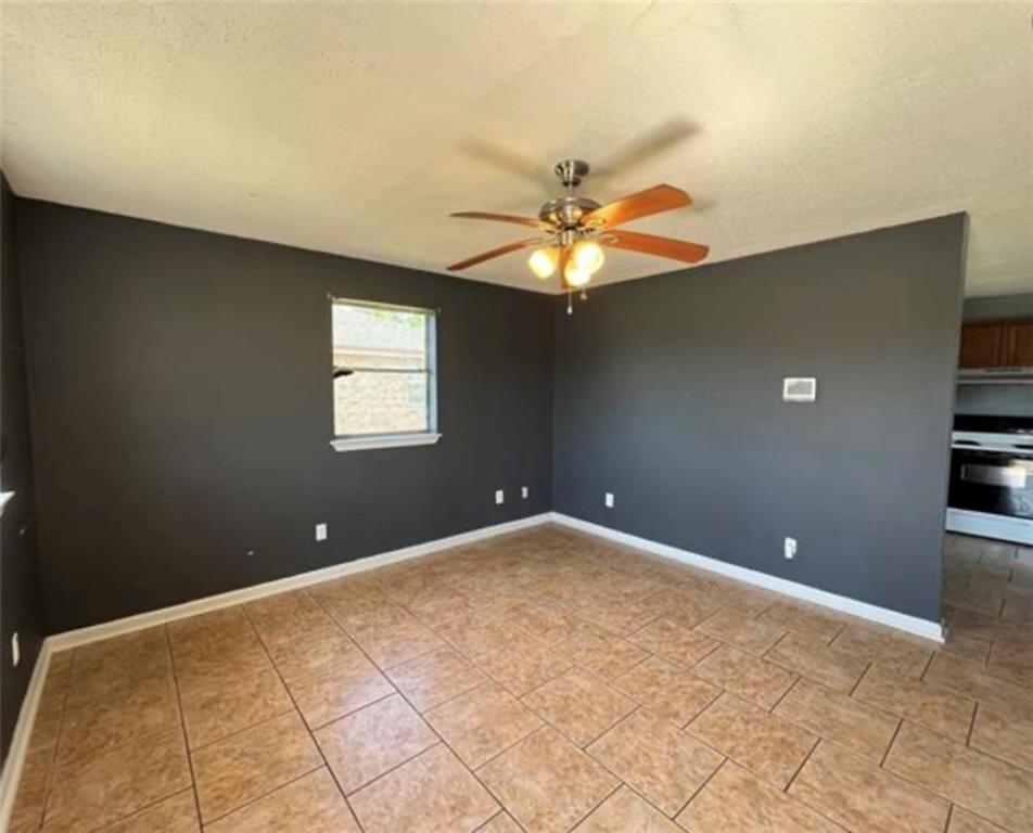 Homes for sale in Violet, LA | 2712 Guerra Dr, Violet, LA 70092 | MLS# NO2528766