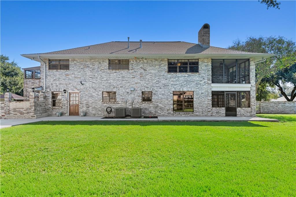 Homes for sale in Belle Chasse, LA | 106 Cambridge Dr, Belle Chasse, LA 70037 | MLS# NO2528395