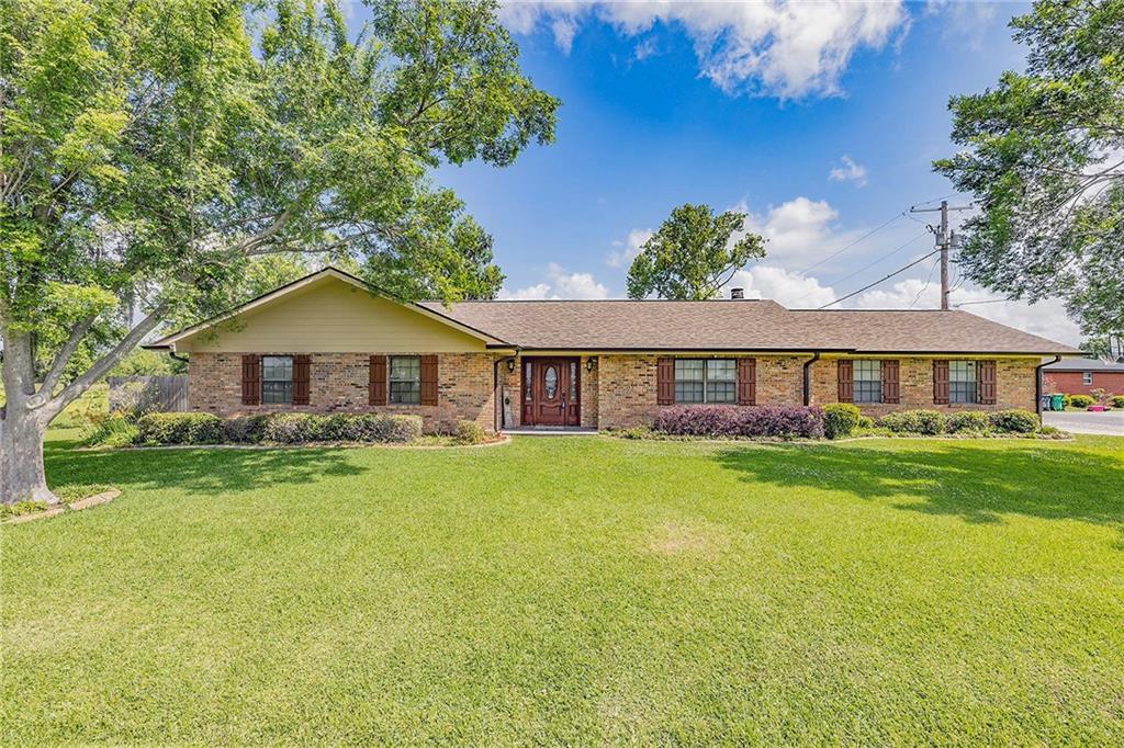 Homes for sale in Houma, LA | 208 Aline Street Street, Houma, LA 70364 | MLS# NO2528958